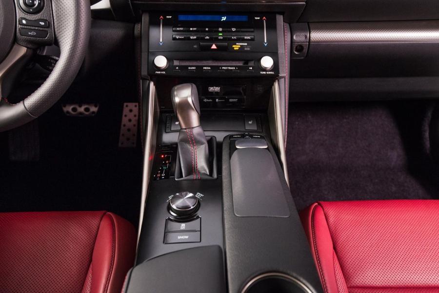  Lexus IS350 F-Sport 2014 года  (фото 27 из 140)